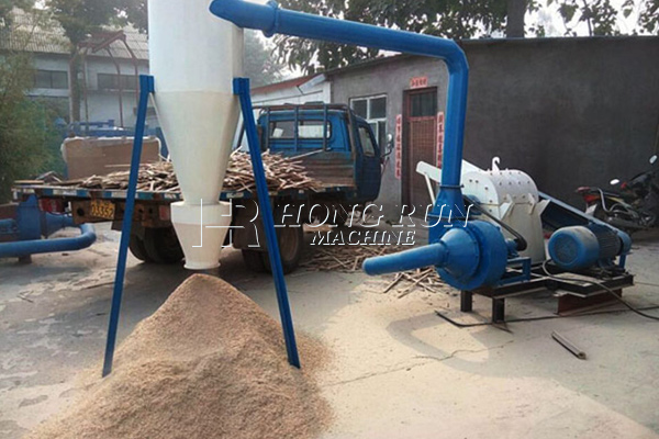 Sawdust crusher